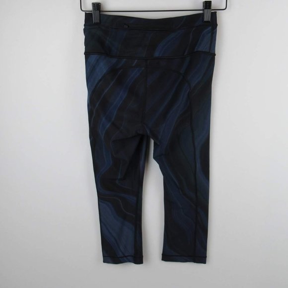 Athleta Accelerate Geode Crop Leggings sz XS - Picture 2 of 7